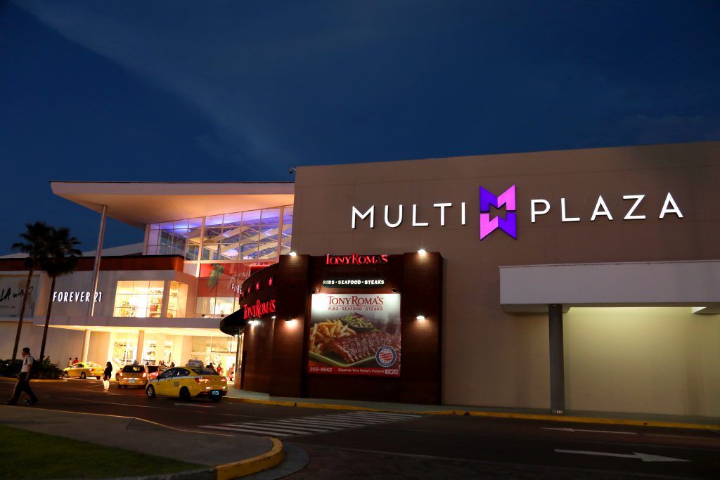 Multiplaza celebra el inicio del 2025 con el 100% de sus espacios comerciales ocupados