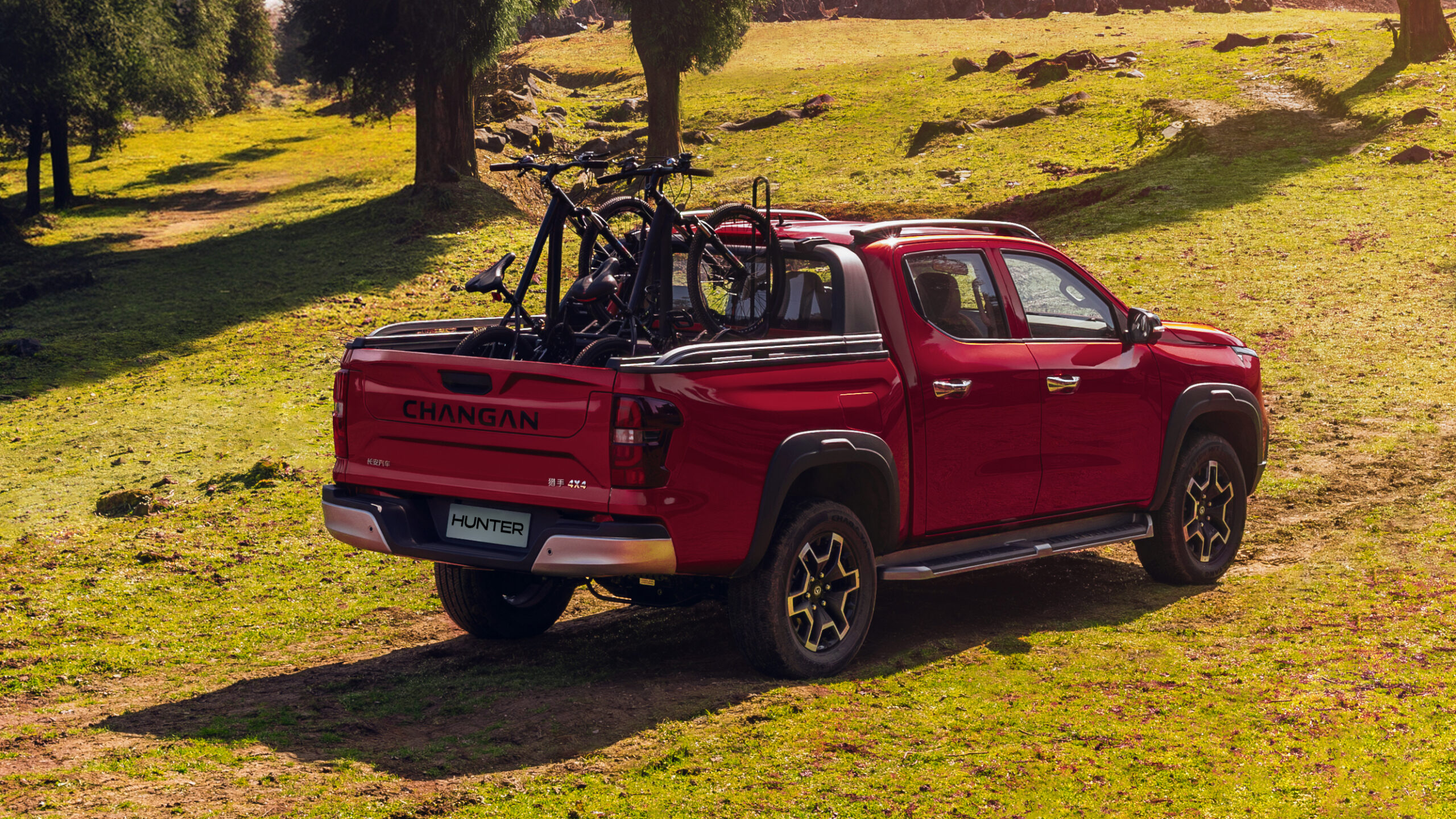 Changan Hunter: La Nueva Pick-up Híbrida que Redefine la Movilidad y el Off-Road en Colombia