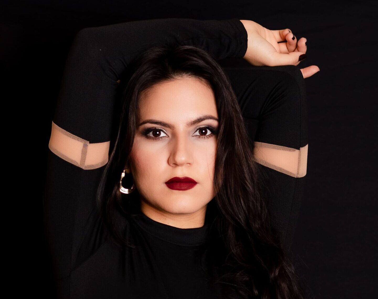 La voz del desamor: Andrea Octavia presenta su emotivo sencillo “No Te Vayas” desde Guayaquil al mundo