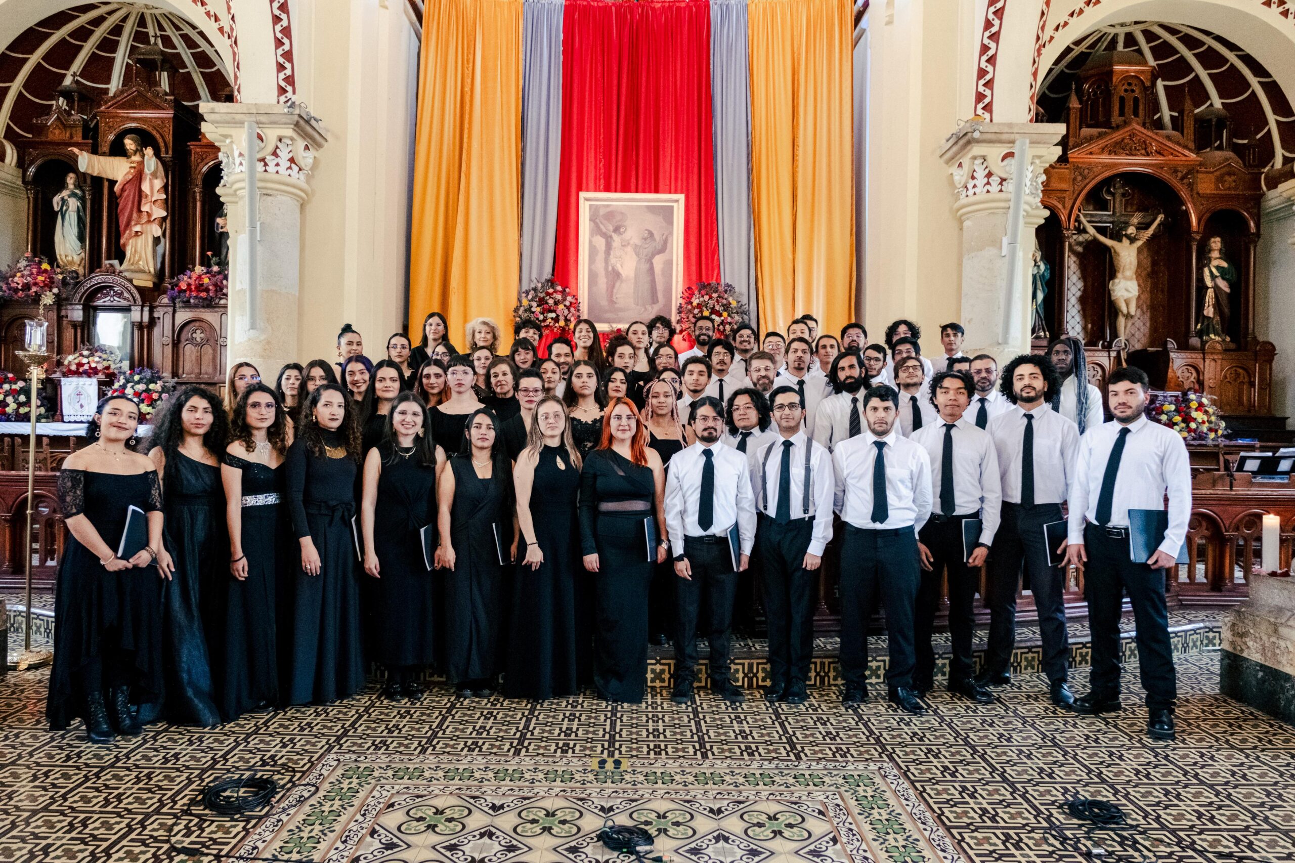 LA SEMANA SANTA SE VISTE DE ¡GLORIA!  GRAN CONCIERTO DE MÚSICA RELIGIOSA CON LA  SOCIEDAD CORAL DE BOGOTÁ