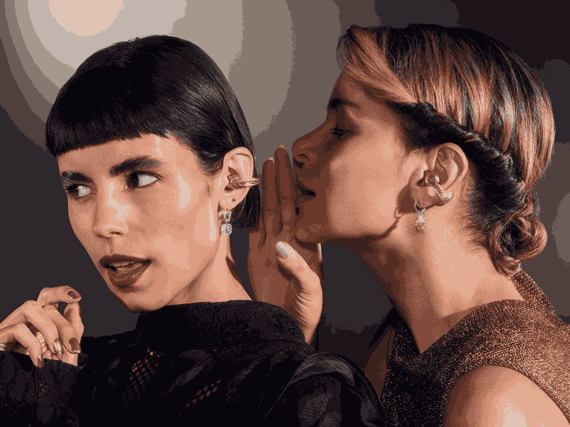 Moda y tecnología se unen: Motorola lanza en Colombia sus audífonos moto buds loop con cristales Swarovski
