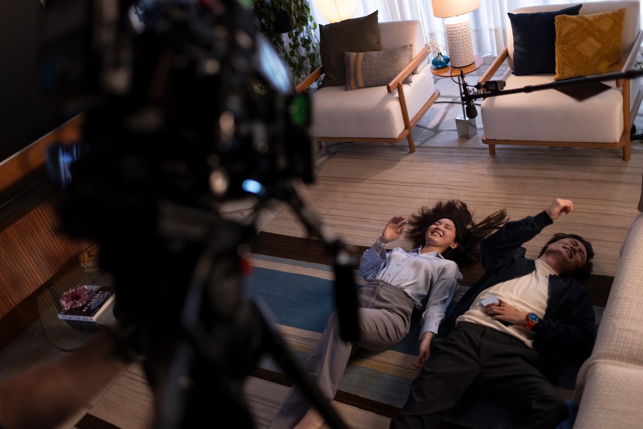 Samsung presenta su primera miniserie K-drama en América Latina: “Todo Bajo Control” ya está en YouTube