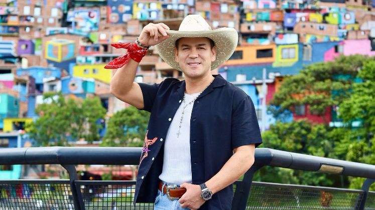 El fenómeno de Joaquín Guiller: su remix entra al Top 10 musical en Ecuador