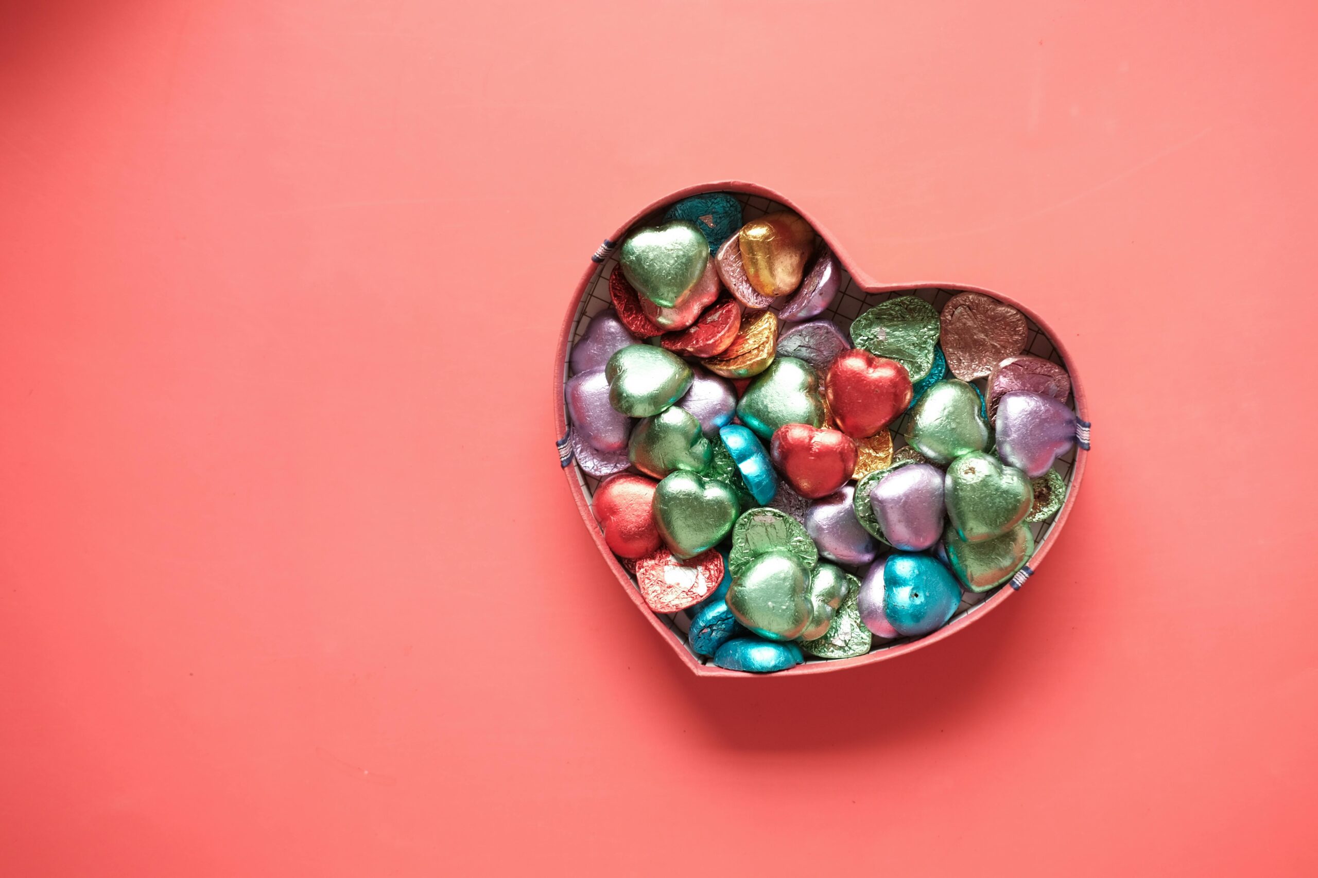 La IA de Multiplaza Bogotá analiza 5.794 búsquedas y revela cómo celebran los colombianos San Valentín